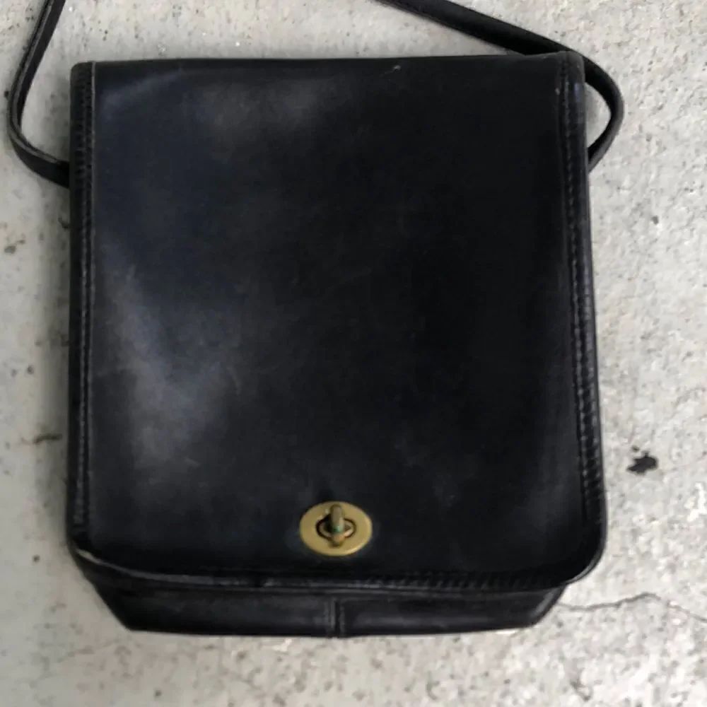 Coach vintage crossbody